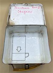 VINTAGE 1983 DRAGON'S LAIR METAL LUNCHBOX WITH THERMOS